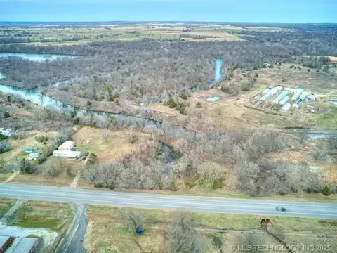 Highway Frontage Land in Checotah