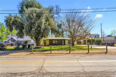 Two-Unit Horse Property