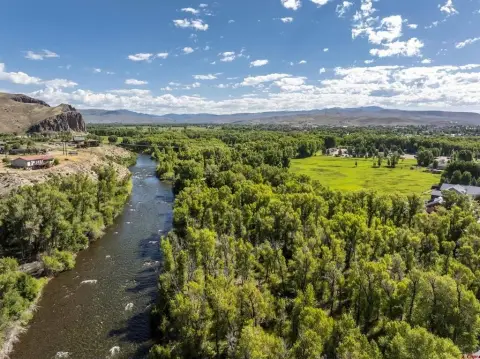10-Acre Agricultural Property in Gunnison