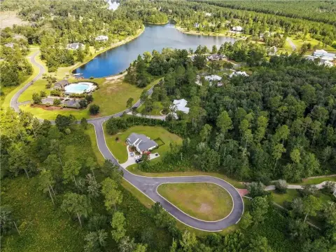 Private Residential Lot in Brunswick