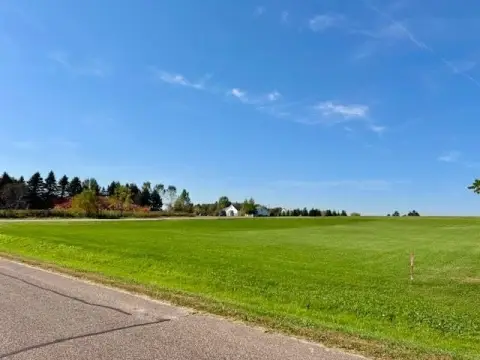 Vacant Corner Lot in Marathon