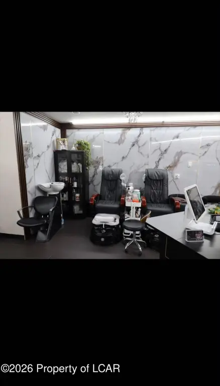 Picture 5