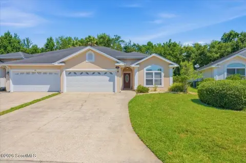 Duplex with Screened Porch