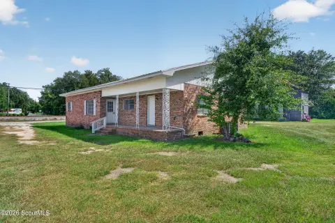Renovated Duplex with Two Units