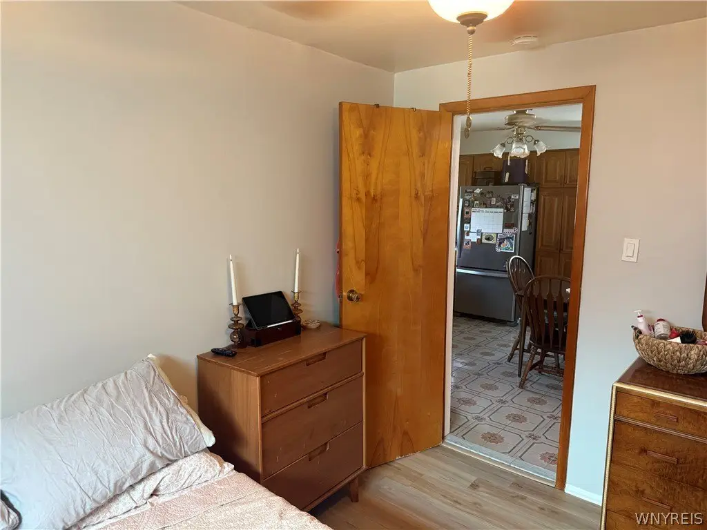 Picture 8