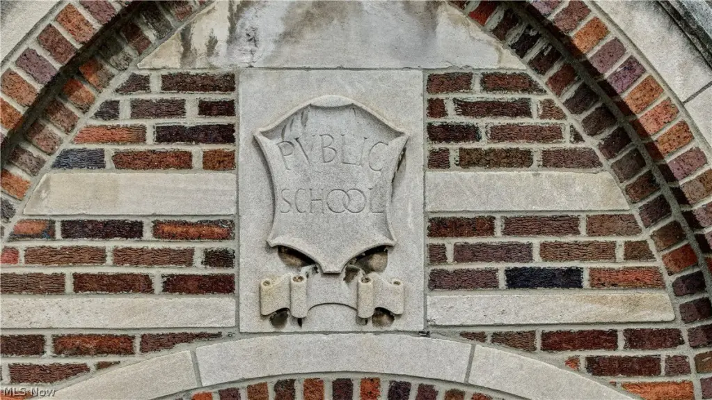 Picture 10