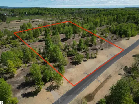 Land Parcel in Brightland Woods