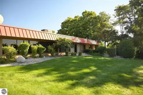 Traverse City Office Space Available