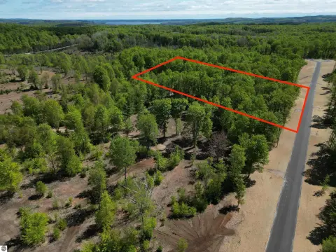 Land Parcel in Brightland Woods