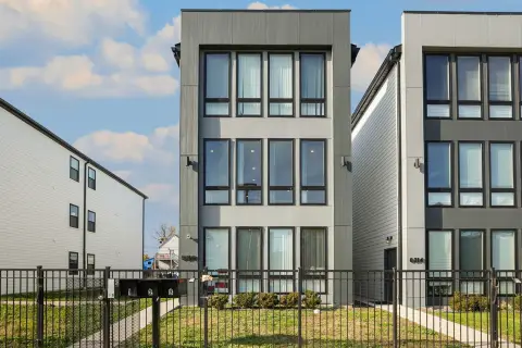 Modern Three-Flat in Chicago
