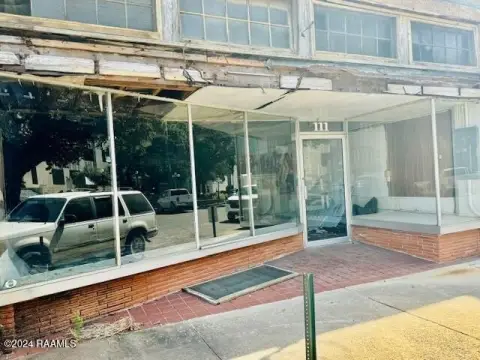 Opelousas Storefront Across From Courthouse