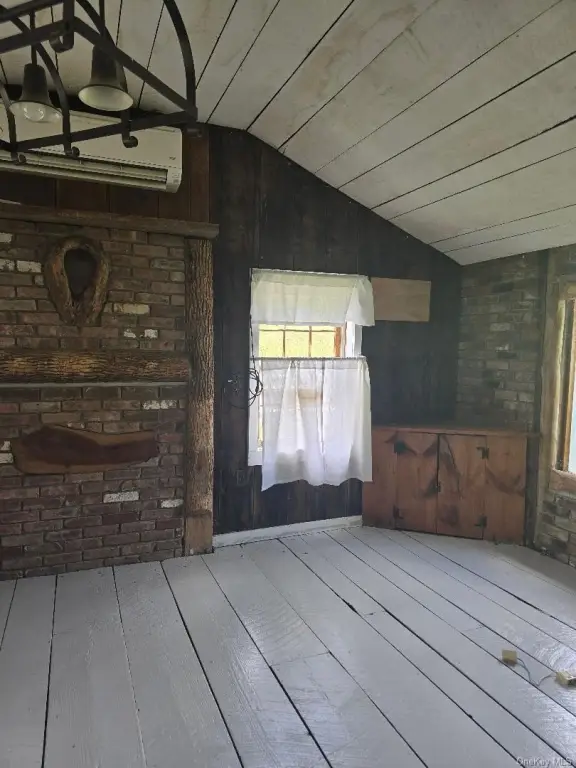 Picture 7