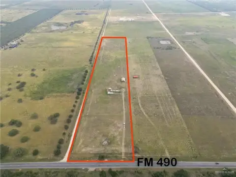 15.3 Acres Near Expressway