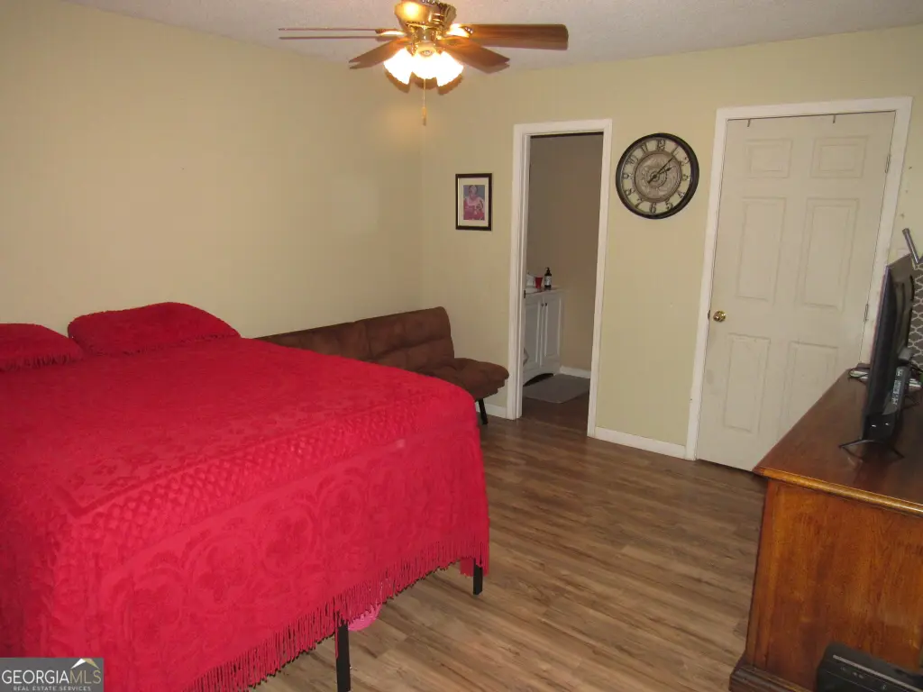 Picture 19