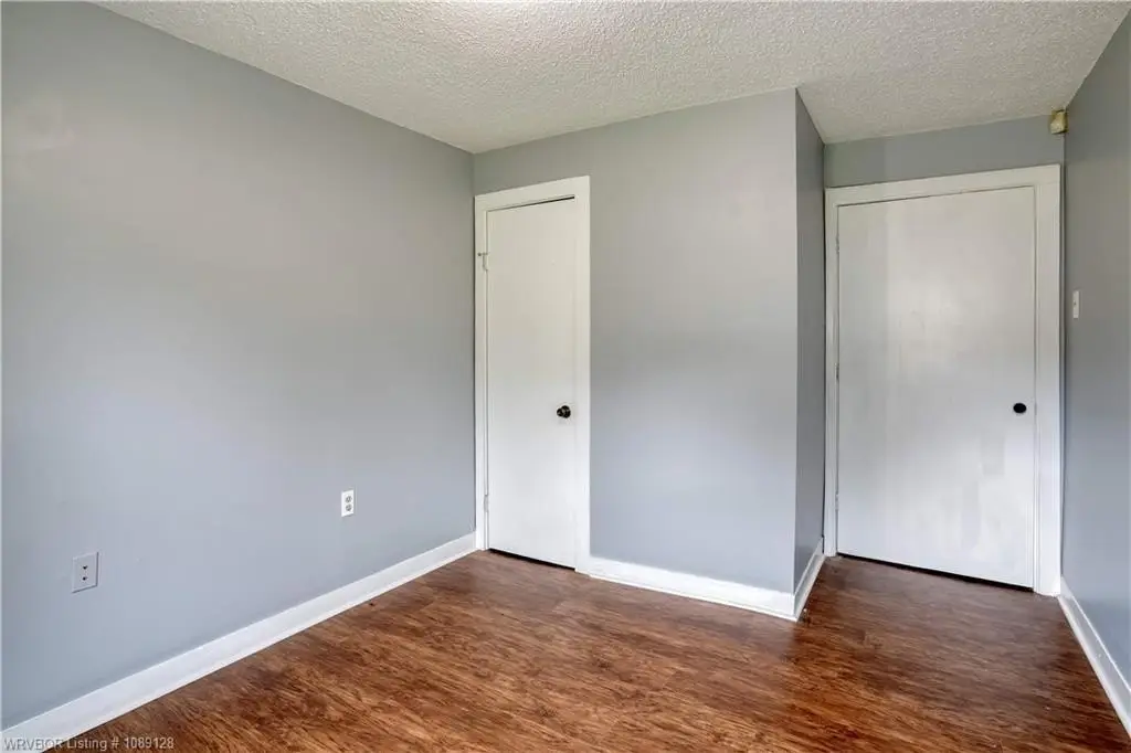 Picture 8