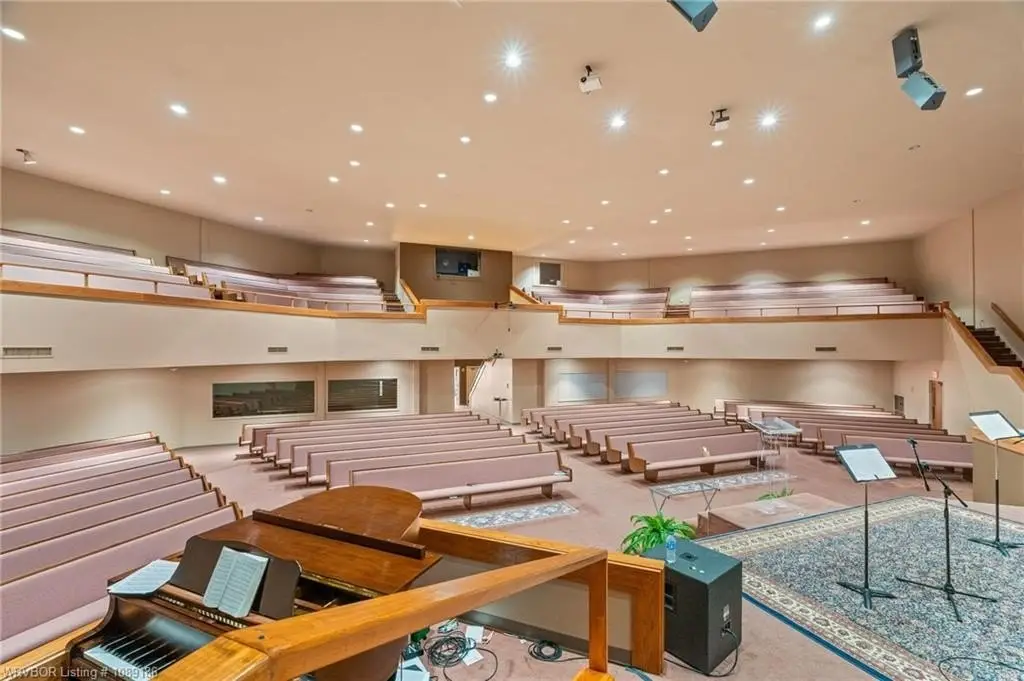 Picture 36