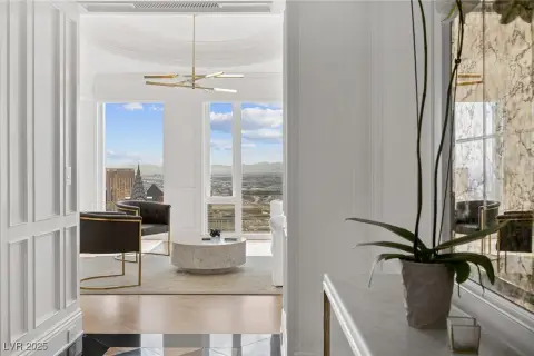 Las Vegas Penthouse with Strip Views