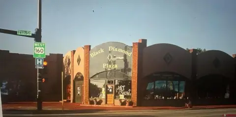 Black Diamond Plaza Building Retail