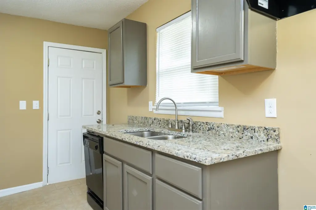 Picture 37