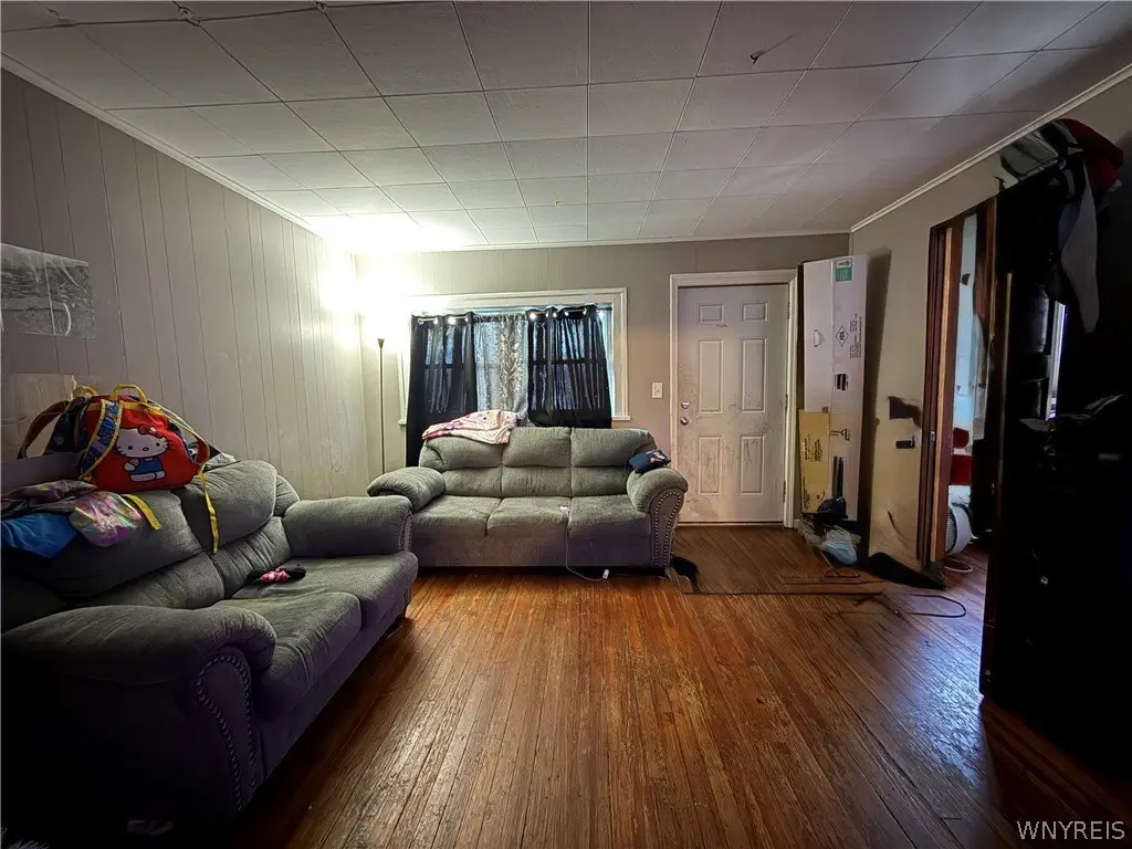 Picture 4