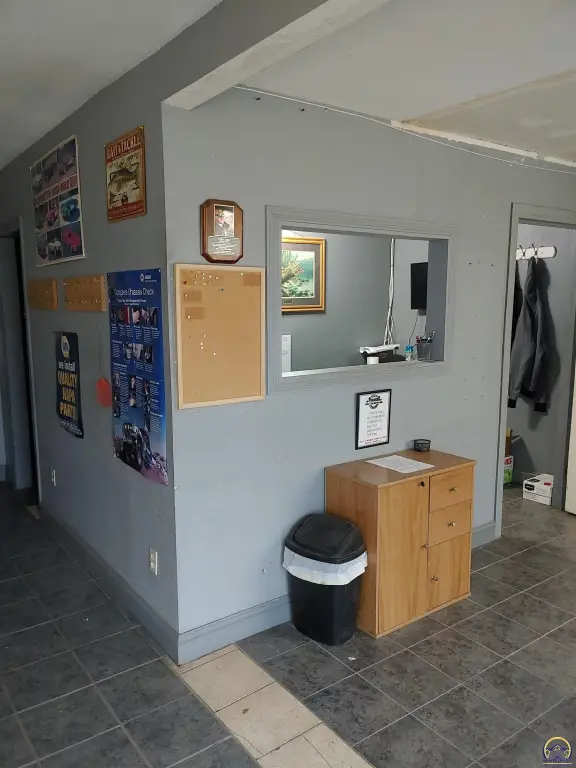 Picture 7