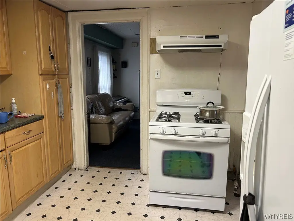 Picture 6