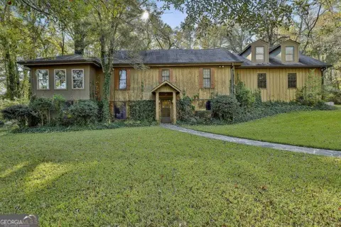 Event Center on 9.39 Acres