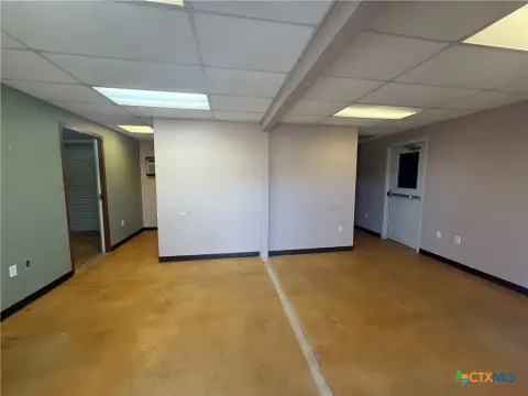Office Units with Warehouse Door