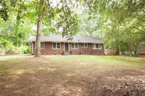 Picture of Single family properties at 199 Prospect Street, Roswell, GA