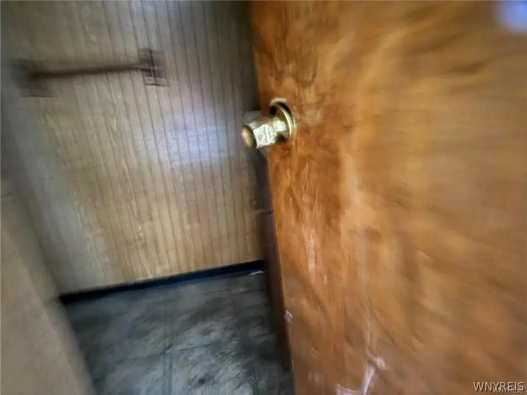 Picture 4