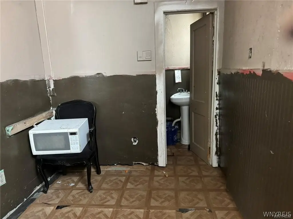 Picture 6