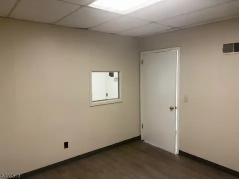 Piscataway Office Suite For Sale