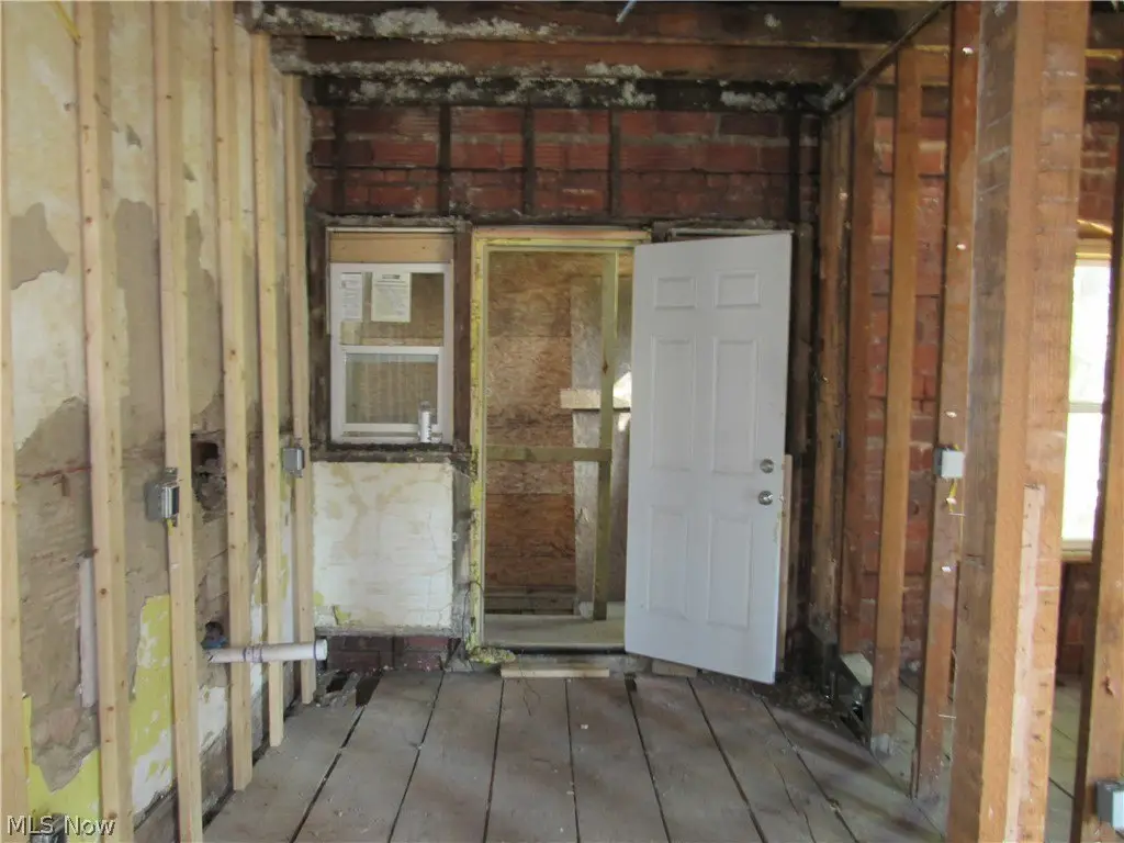 Picture 36