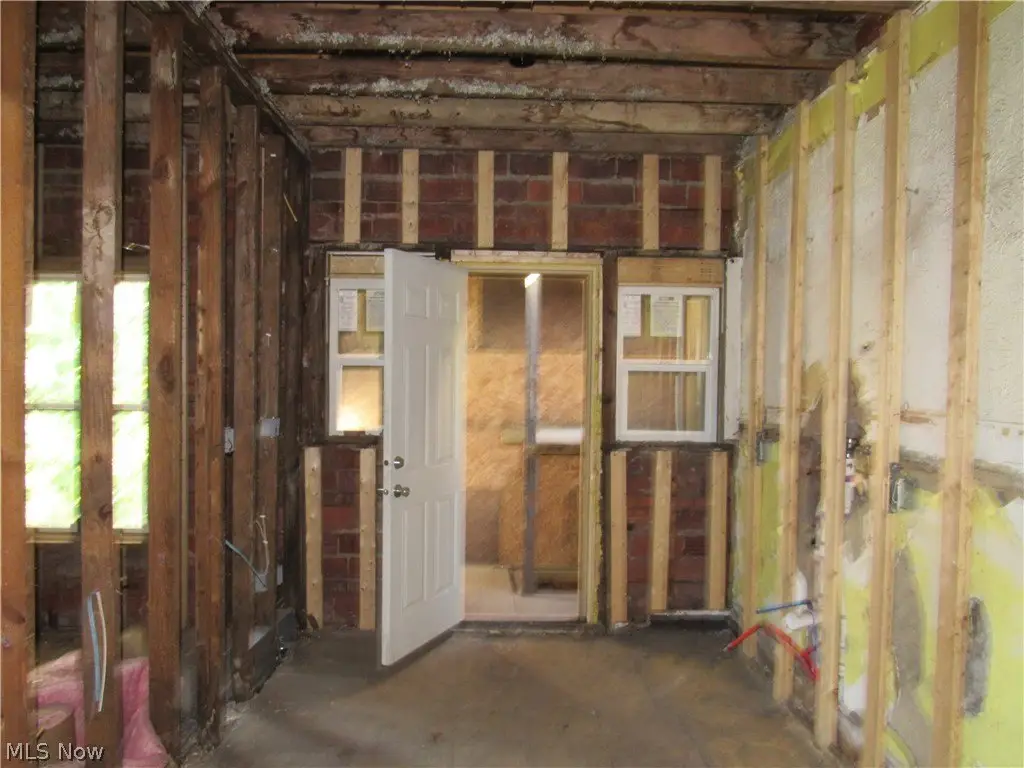 Picture 33