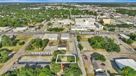 Picture of Land at 308 E Guadalupe Street lot E, Victoria, TX