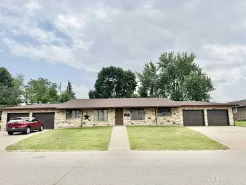 Picture of Quadplexes at 803 E Grant Street, Iron Mountain, MI