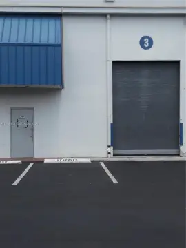 Miami Warehouse with Office Space