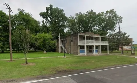 Mississippi River Frontage Land