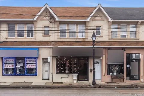 Mixed-Use Property with Apartment