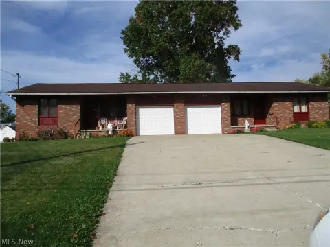 Two-Unit Ranch Duplex