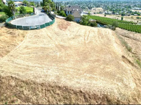 Expansive Land Parcel in Porterville