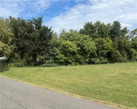 Residential Land in Poteau, OK