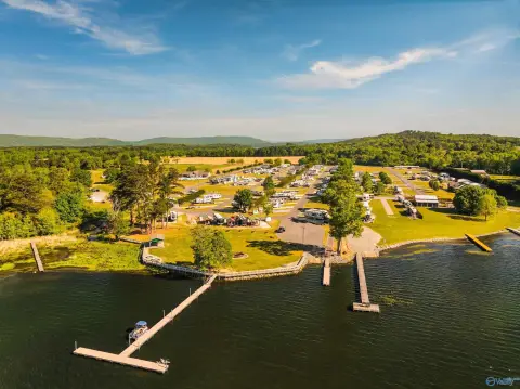RV Lot at Windemere Cove