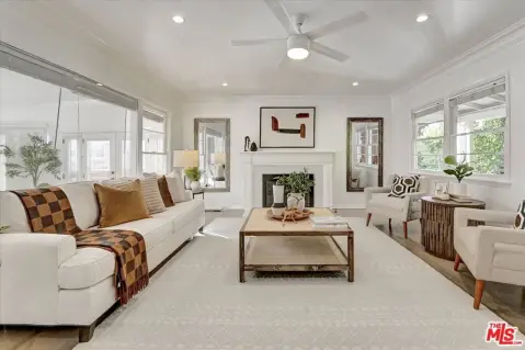 Five-Unit Multifamily Bungalow