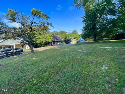 Homesite in Desirable Hillsborough Location