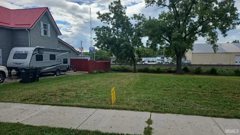 Residential Land in Summitville, IN