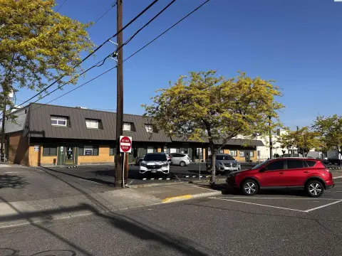 Kennewick Office Space For Sale