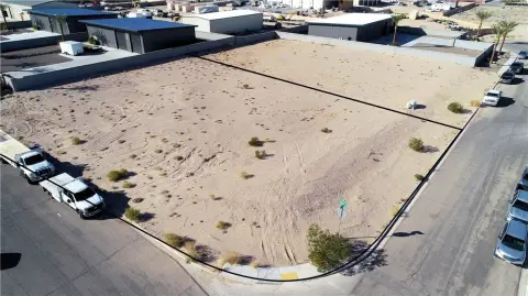 Commercial Land in Fort Mohave