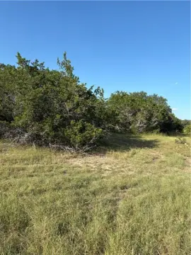 Uvalde, TX Acreage with Views