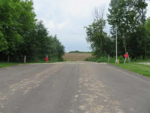 Residential Land in Beaver Dam